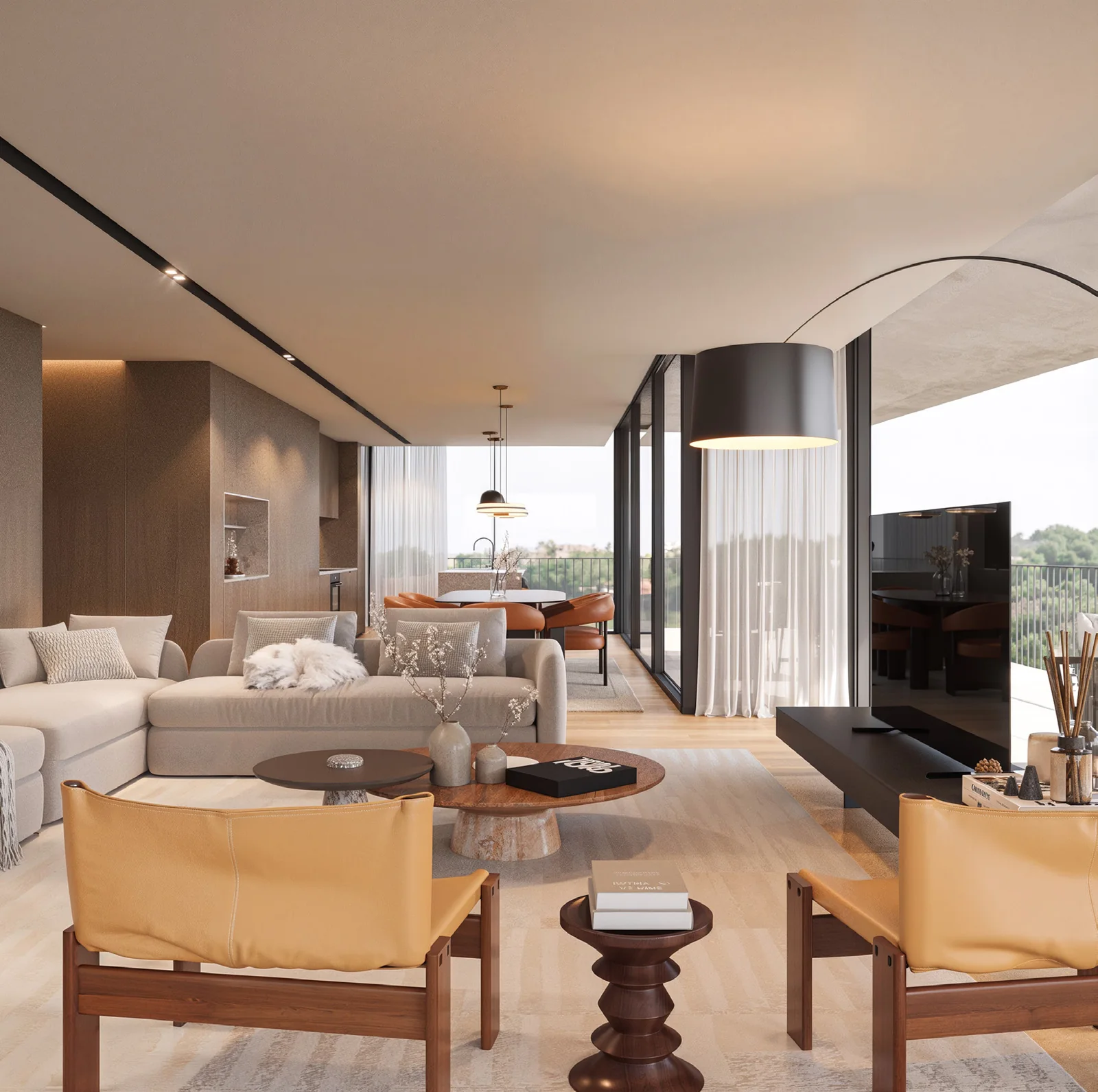Sala de estar com envidraçado contínuo e cadeiras em couro